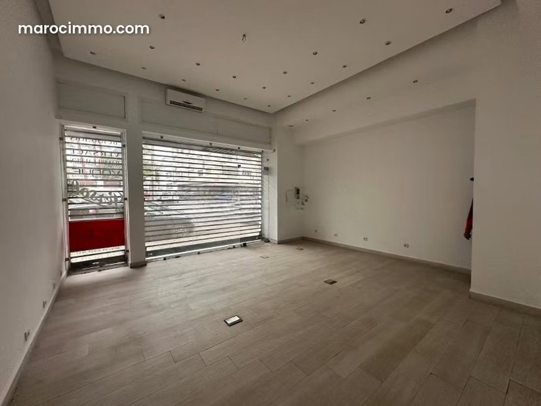 110 m² Commercial Space for Rent in Palmier, Casablanca — Casablanca