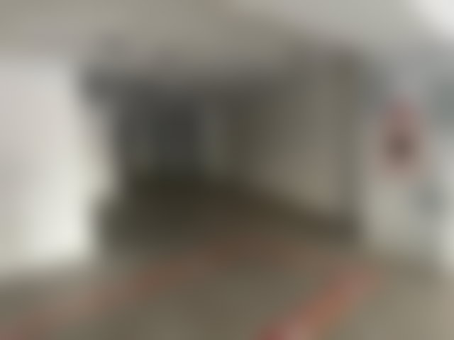 محل تجاري فسيح للكراء بتانتونفيل في الدار البيضاء — 2