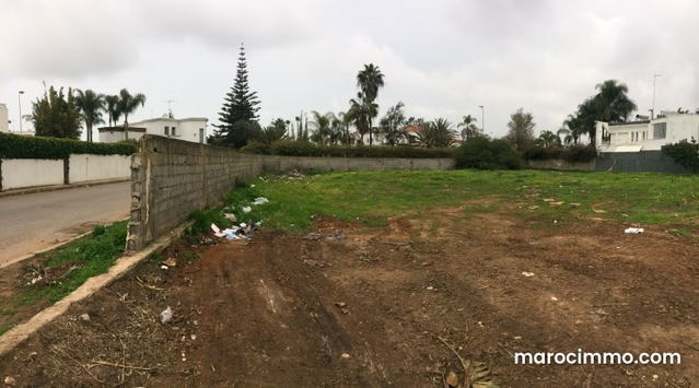 A vendre beauterrain niche aumilieu des ambassades — Rabat