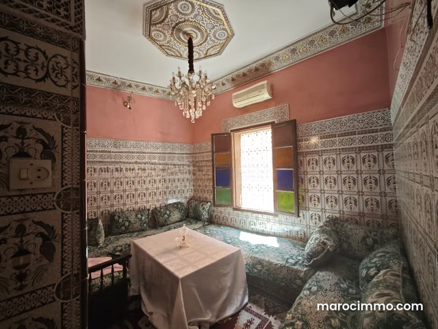 Prime Location. Riad and Commercial Space — 3