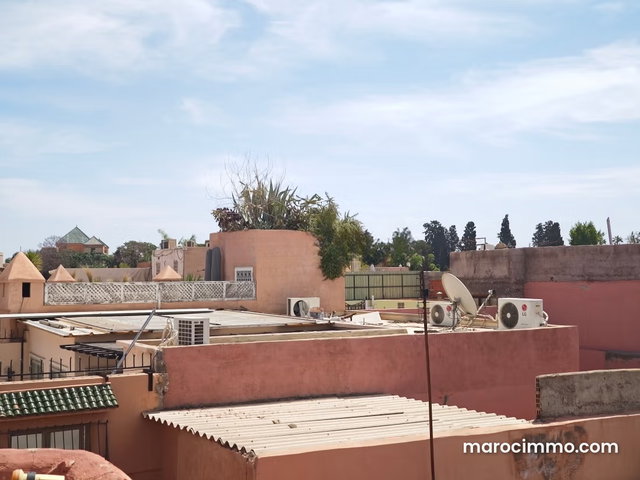 Prime Location. Riad and Commercial Space — 5