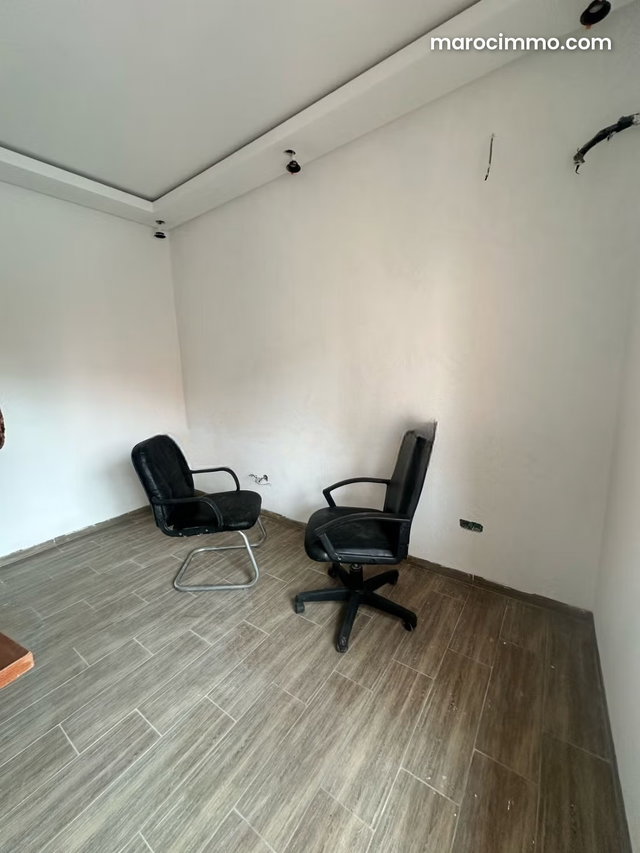 FOR SALE – 44 m² Office or Studio – Centre Guéliz — 2