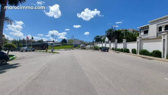 Terrain 2000M2 Titré à Vendre à Côté de hotel Anda — 2