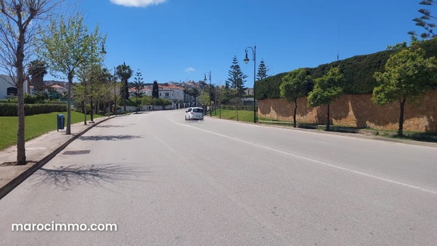 Terrain 2000M2 Titré à Vendre à Côté de hotel Anda — 3