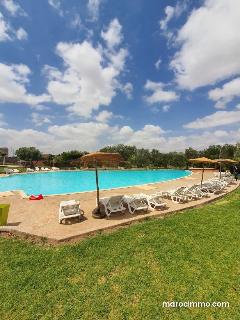 Furnished 2-Bedroom Apartment with Pool, Casablanca Road — Marrakesh