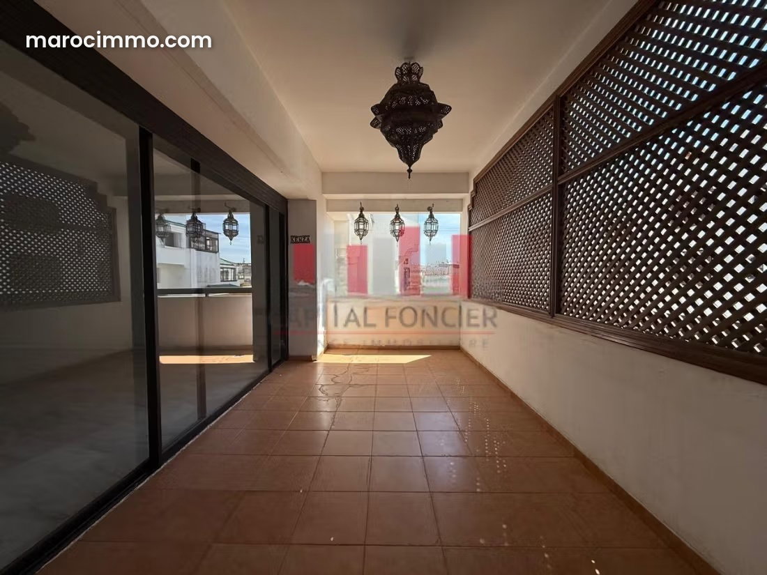 Furnished 350 sqm Apartment, 4 Bedrooms, Maarif, Casablanca — Casablanca