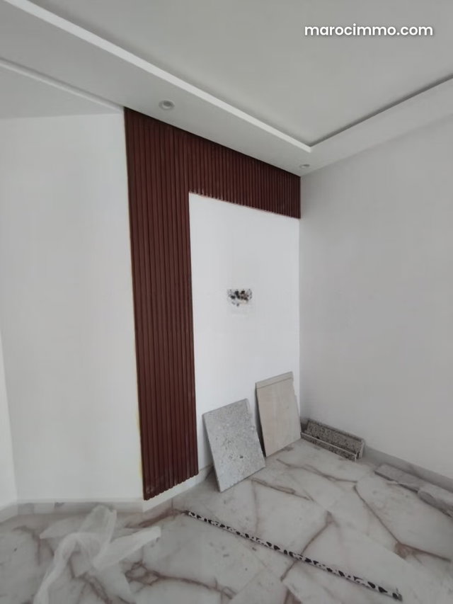 Superbe appartement à vendre Subventionné à Martil. 3 chambres. Cuisine bien équipée — 2