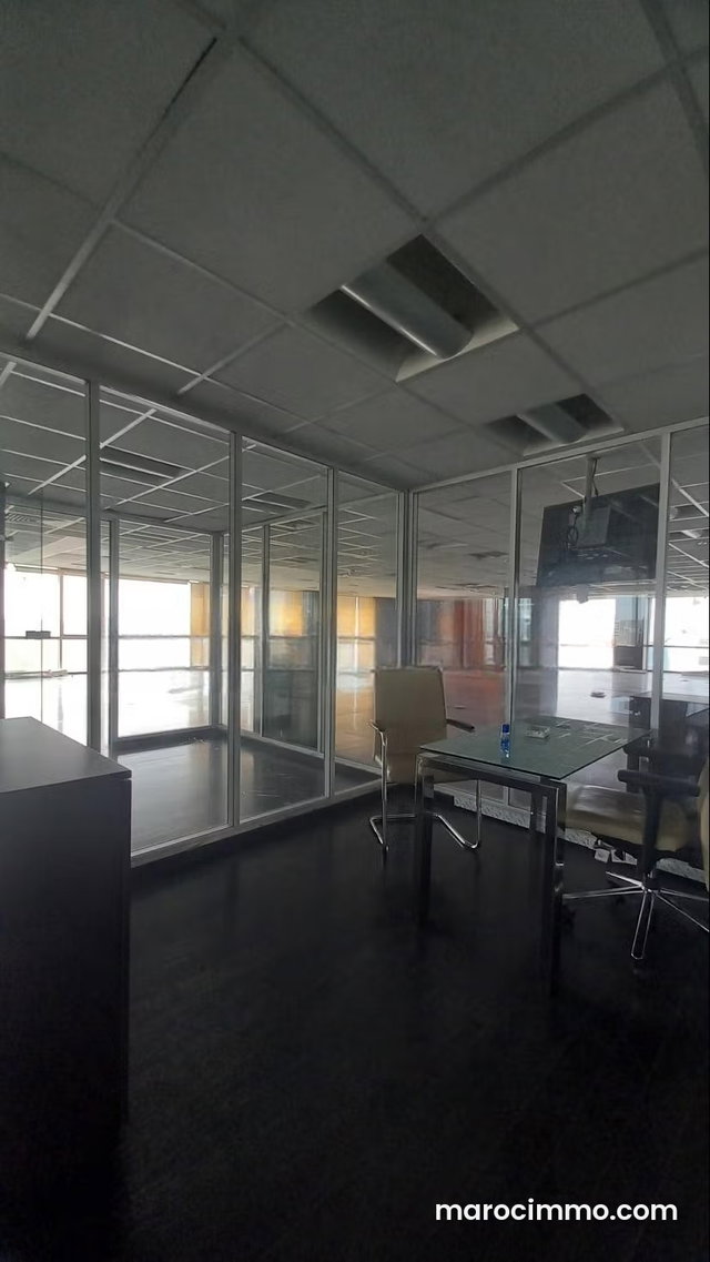 Office for Rent 660m2 in Racine — 5