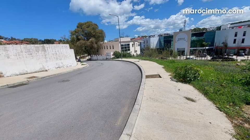 Terrain titré à Vendre Zone Villa à Jbel Kbir