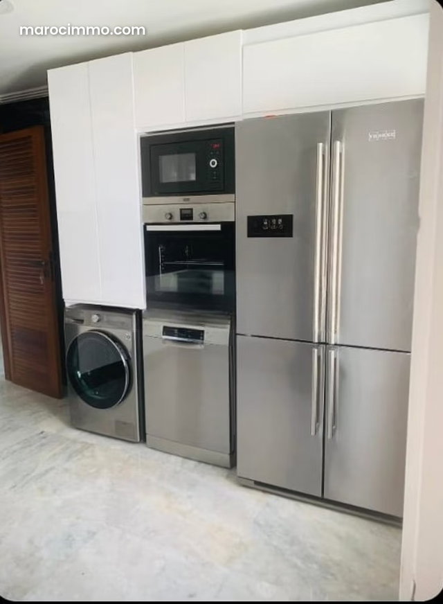Apartment with Terrace for Rent in Gauthier — 4