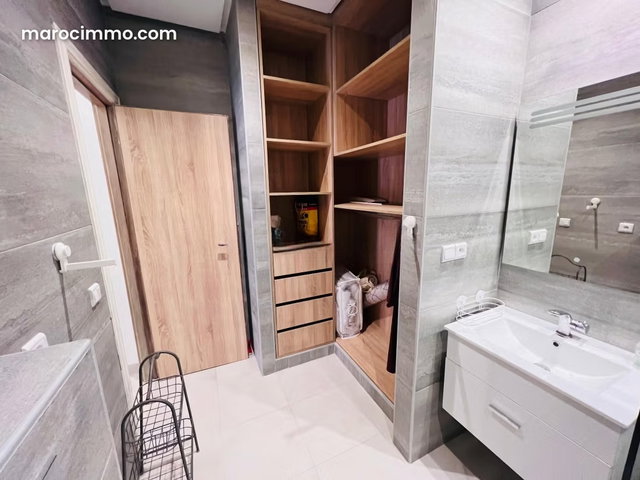 Studio apartment for long-term rent only in Guéliz — 3