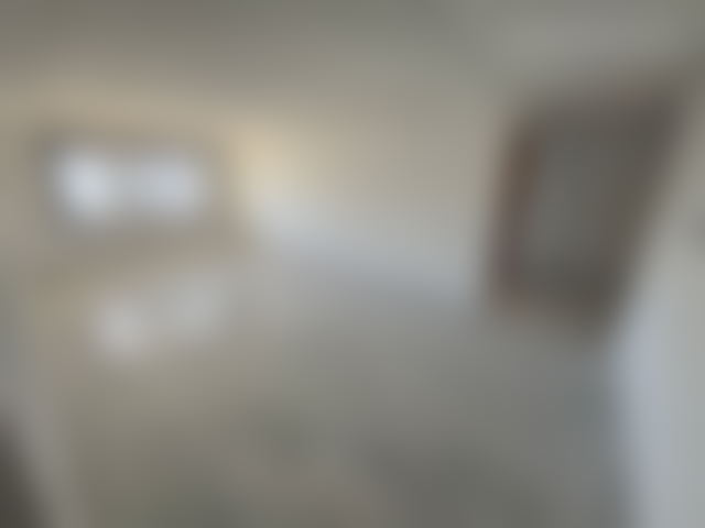 شقة مشرقة مع شرفة للبيع بحي المستشفيات الدار البيضاء — الدار البيضاء