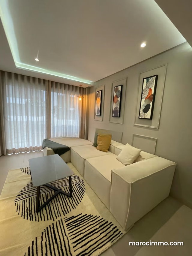 Appartement à louer à Oasis. 3 pièces confortables. Meublé — 3