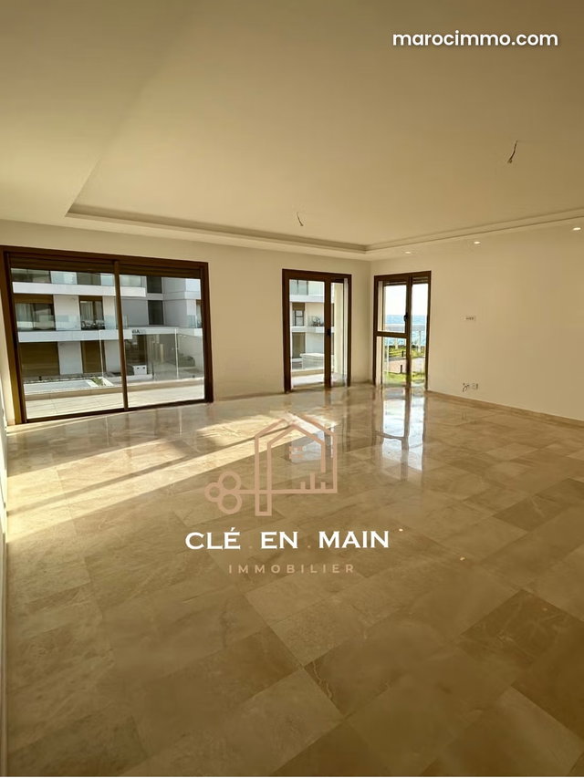 À louer– Bel appartement 3 chambres avec vue mer – Résidence Le Carrousel, Rabat — 2