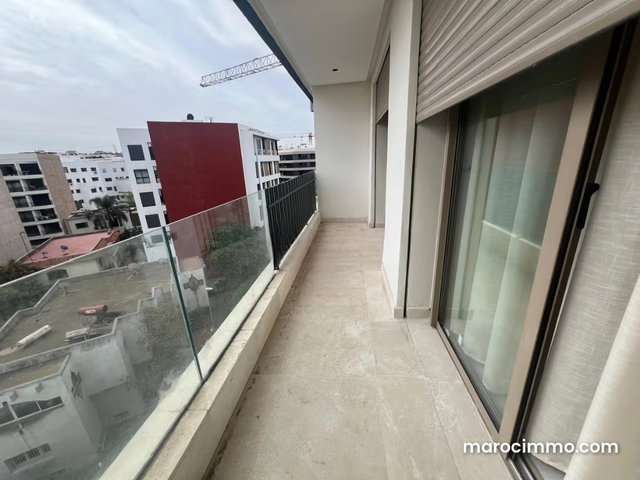 Les princesses, Location studio meublé TERRASSE 1CH — 2