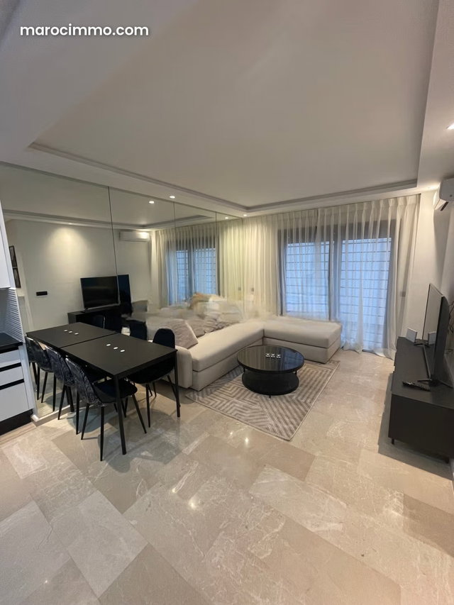 Superbe studio en location longue durée à belvédère — 3
