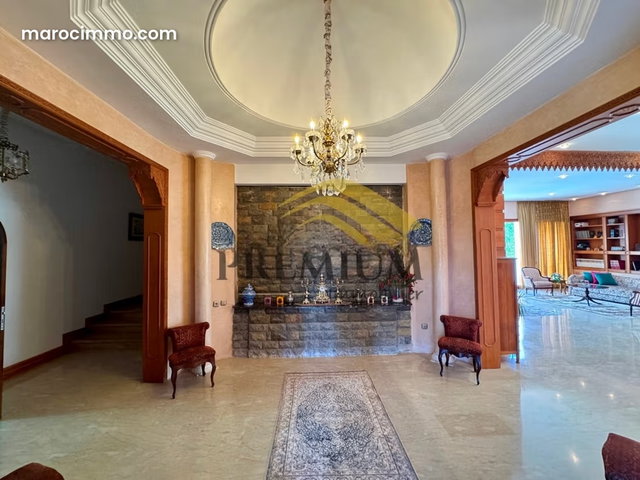 À vendre belle villa Souissi, Rabat — 4