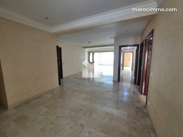 Appartement à Vendre de 222.0 m² à Casablanca, Plateau — 5