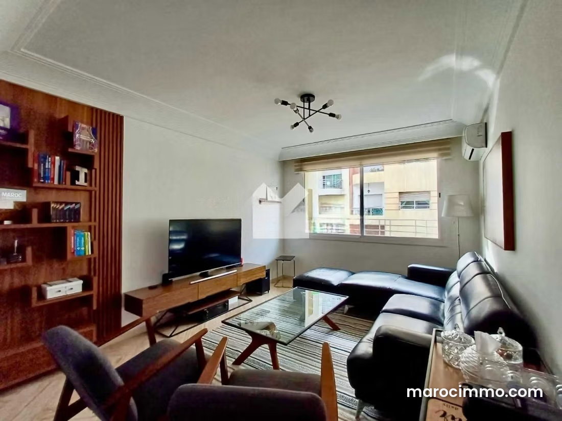 Bright 5-Room Apartment in Mers Sultan, Casablanca — Casablanca