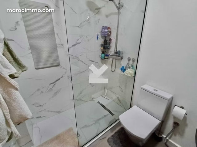 Appartement à Vendre de 111.0 m² à Casablanca, Mers Sultan — 2