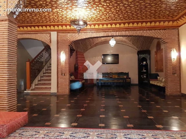 Villa à Vendre de 251.0 m² à Marrakech, Amerchich — 2