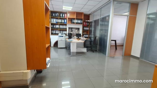 Appartement à Louer de 130.0 m² à Casablanca, Racine — 4
