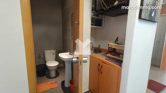 Appartement à Louer de 130.0 m² à Casablanca, Racine — 2