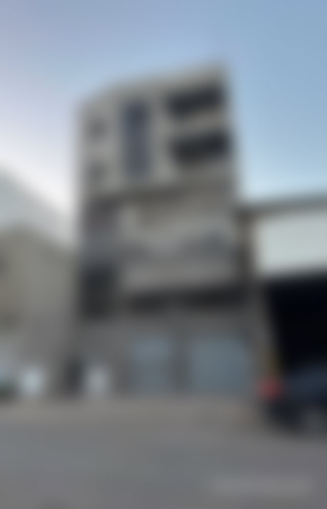 Local commercial 1630 m² avec terrasse, Roches Noires Casablanca — 2