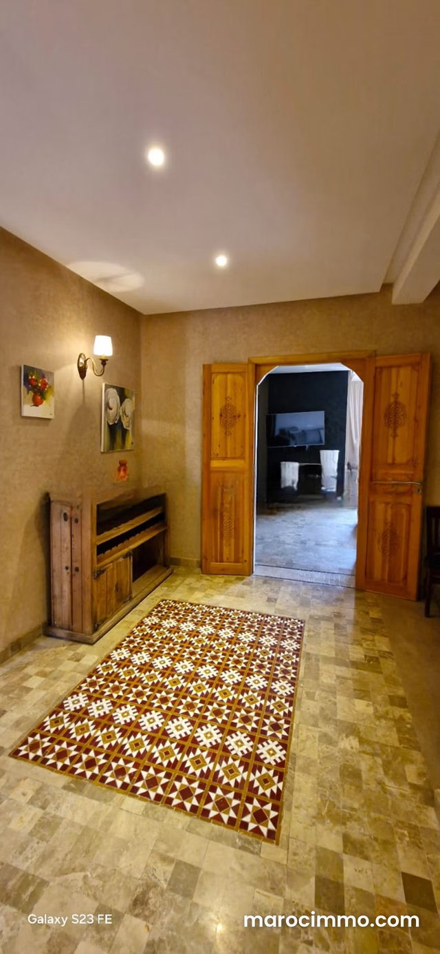 Location villa de haut standing à Route de l'Ourika. Surface totale 250 m². Bien meublé — 4