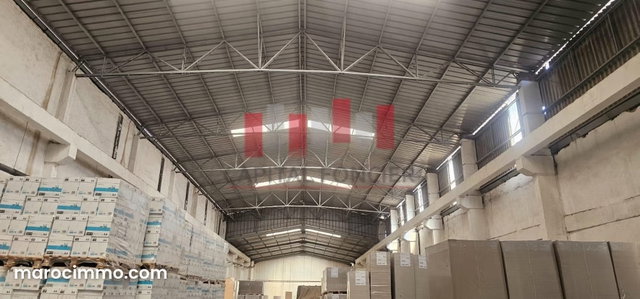 Hangar industriel de 1.400 m idéal pour toutes activités industrielles ou stockage a la location — 4
