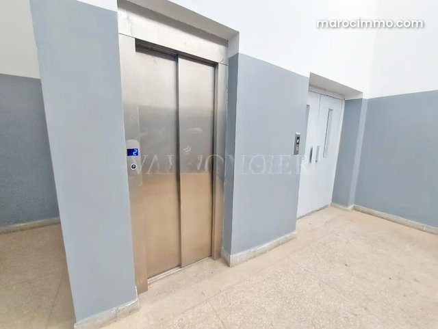 Location bâtiment industriel 2600m2 ZI Sidi Maarouf, Casablanca — 5
