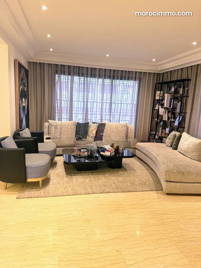 For Sale Apartment in Gauthier — Casablanca