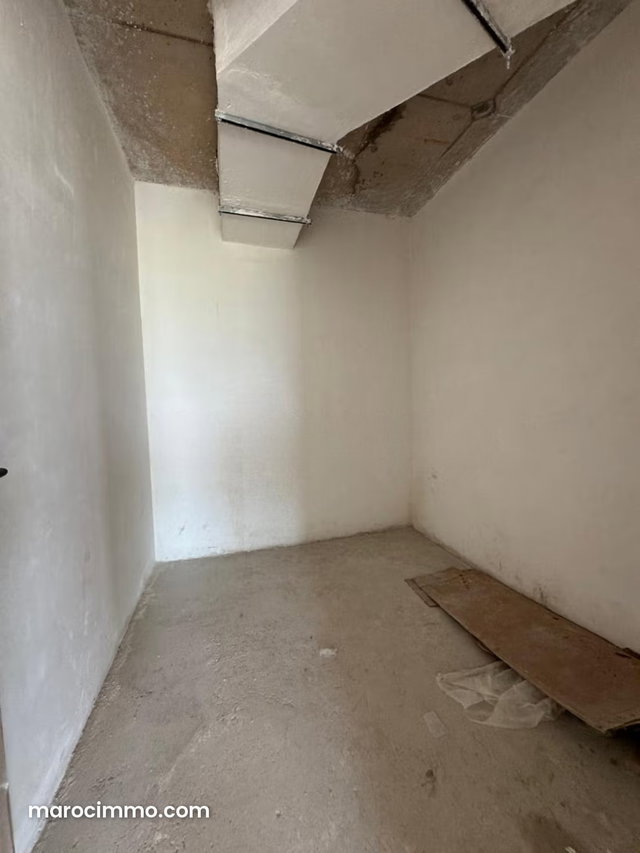 Bureau Neuf 388 M² En Location Sur CFC — 2