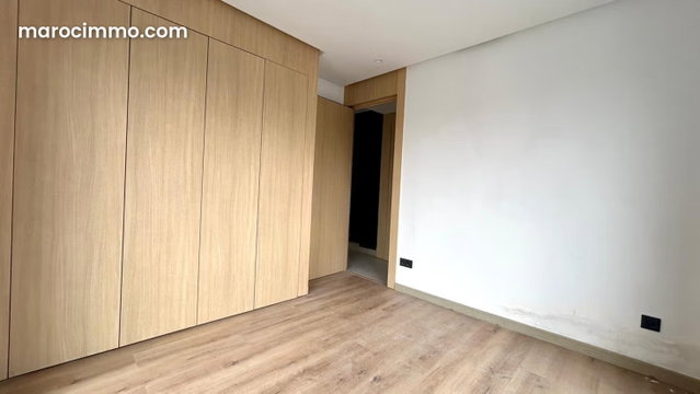 Vue imprenable & adresse prestigieuse – Studio haut standing à l’Oasis — 2