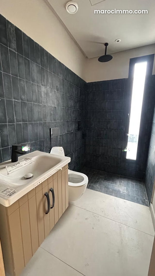 Vue imprenable & adresse prestigieuse – Studio haut standing à l’Oasis — 4