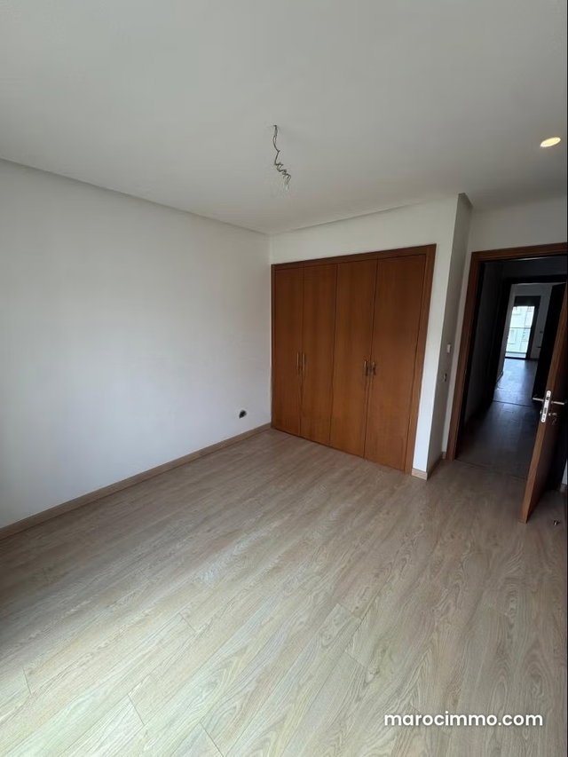 Superbe appartement à louer à Souissi. Sans vis à vis — 2