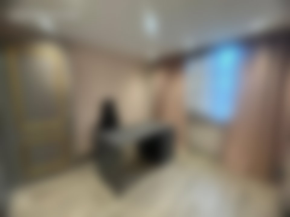 مكتب مجهّز للبيع في قلب المعاريف الدار البيضاء
