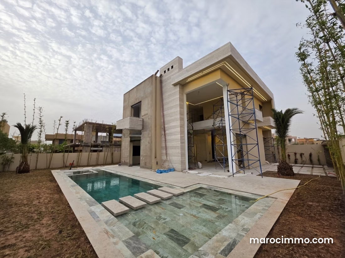 Villa neuve 410 m², vue Atlas, Route de Tahanaoute, Marrakech — Marrakech