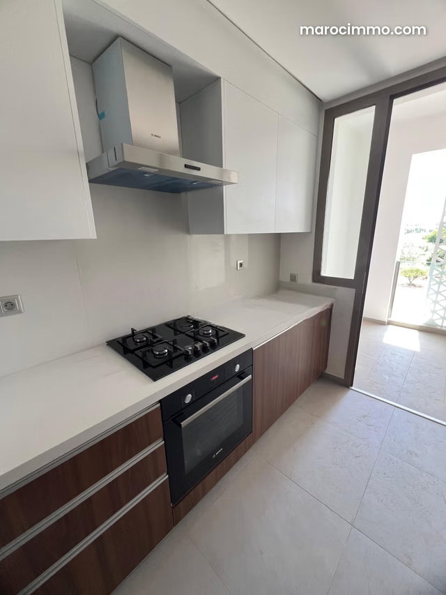 Magnifique Appartement Neuf à Louer Rabat Souissi — 3