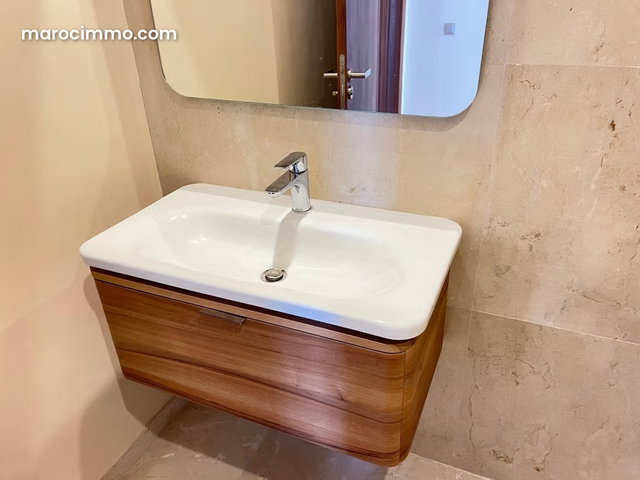 Magnifique Appartement Neuf à Louer Rabat Souissi — 5