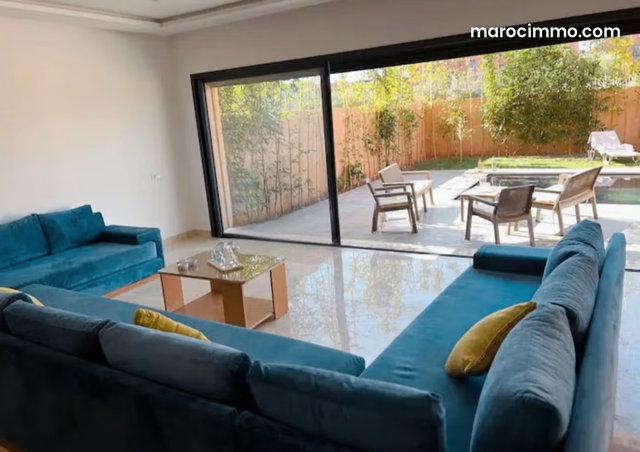 Location villa de haut standing à Route de l'Ourika. Superficie 360 m². Meublé — 4
