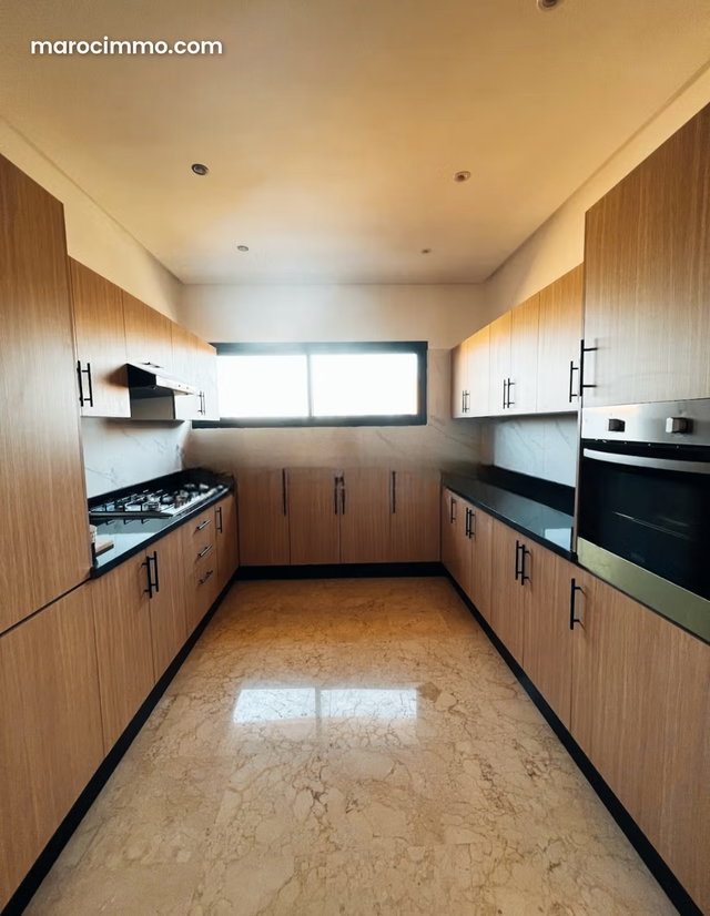 Location villa de haut standing à Route de l'Ourika. Superficie 360 m². Meublé — 5