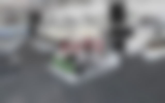 فيلا تجارية فسيحة للبيع في قلب المعاريف بالدار البيضاء — الدار البيضاء