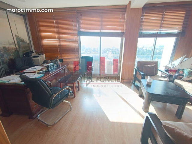 71m2 Office for Sale with Sea View — 2