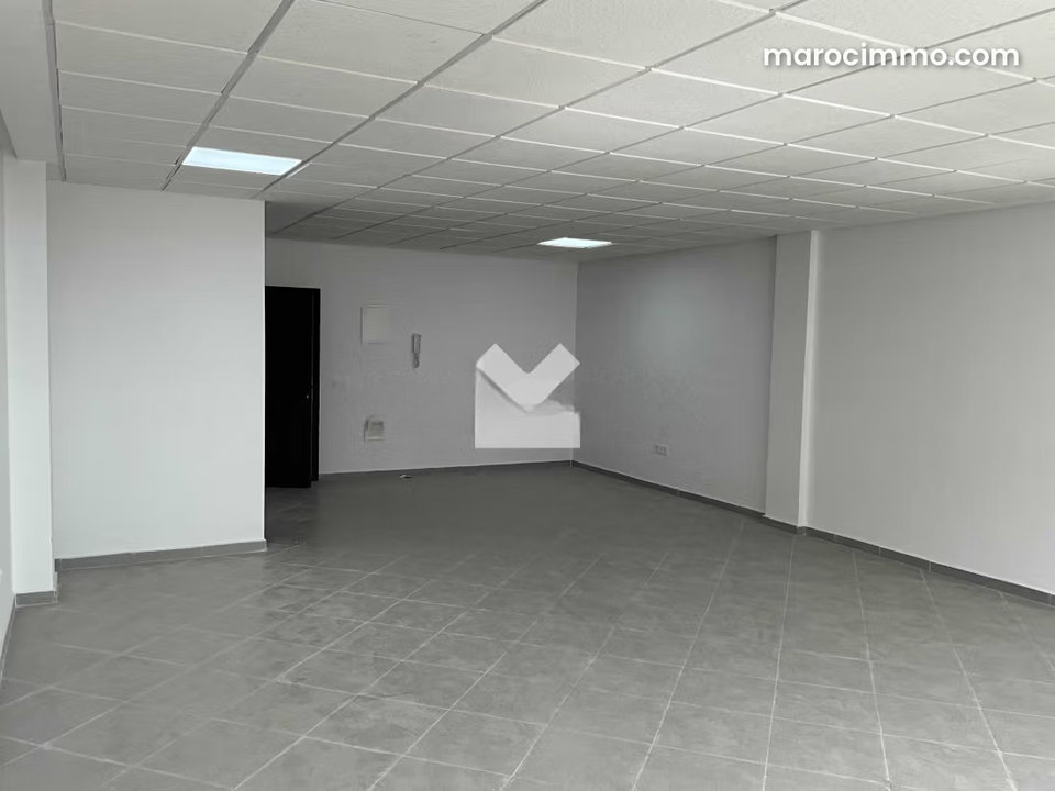 Bureau à Vendre de 71.0 m² à Casablanca, Hay Mohammadi