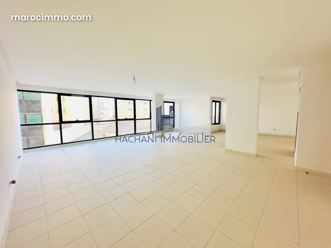 Bureau 81 m² avec vue Parc Ligue Arabe, Gauthier, Casablanca — Casablanca