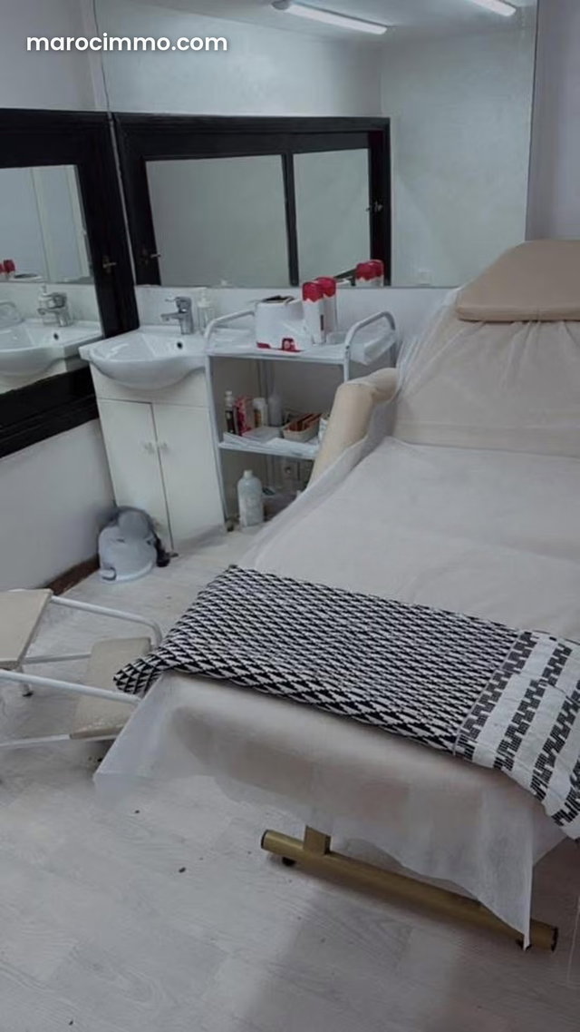 Beautiful commercial space for rent in Maârif Extension. 22 m² surface area — 4