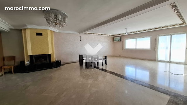 Local commercial à Louer de 1221.0 m² à Casablanca, La Gironde — 5