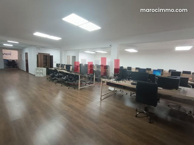 Plateau bureau de 330m2 à la location Bd Roudani — Casablanca