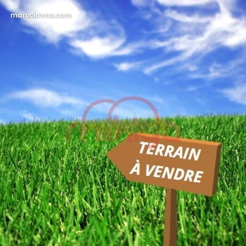 Terrain 200 m² à Bab Ghmat, Marrakech, trois façades — Marrakech